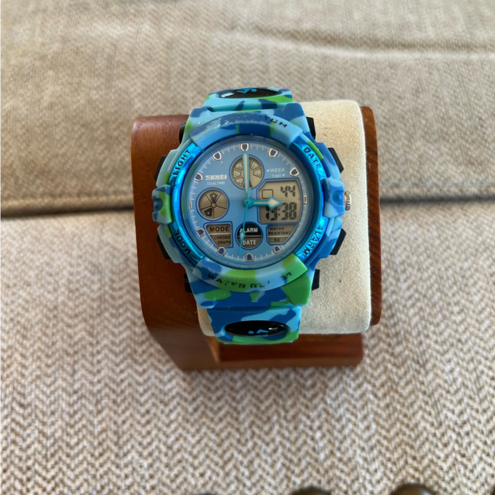 SKMEI Men's Multi-Functional Digital & Analog Watch, 50m Water Resistent‎